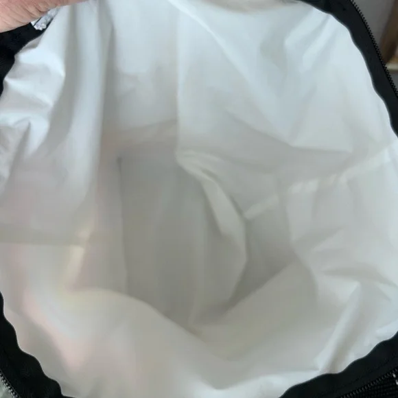 Scout Pleasure Chest cooler. Medium. Picnic. Tailgate. Bright. EUC - Picture 6 of 13